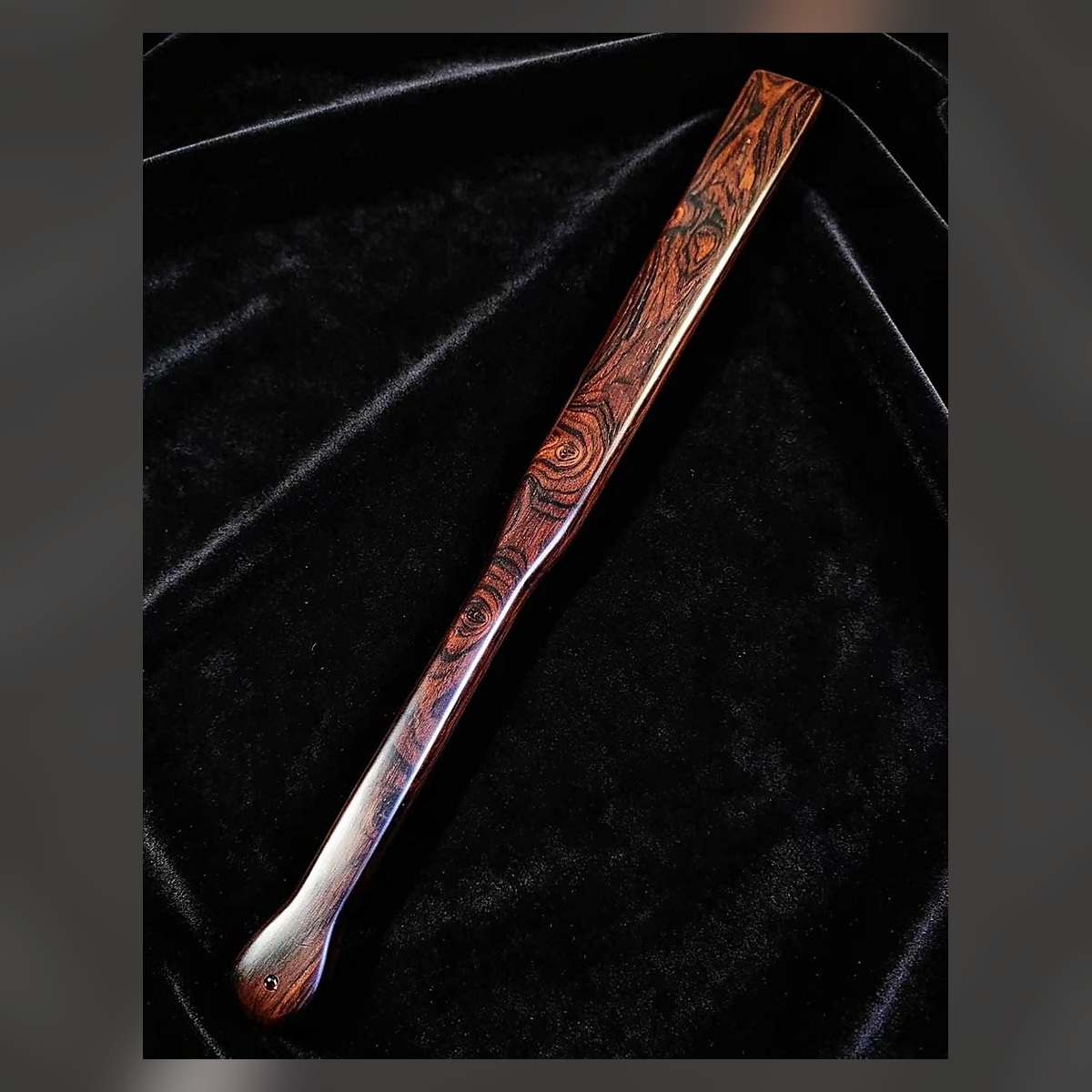 Resonance Fanbone Ruler