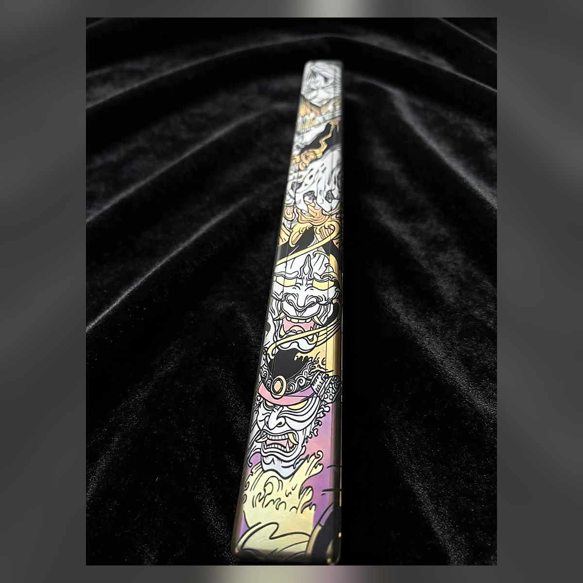 Ti. Gold Carved