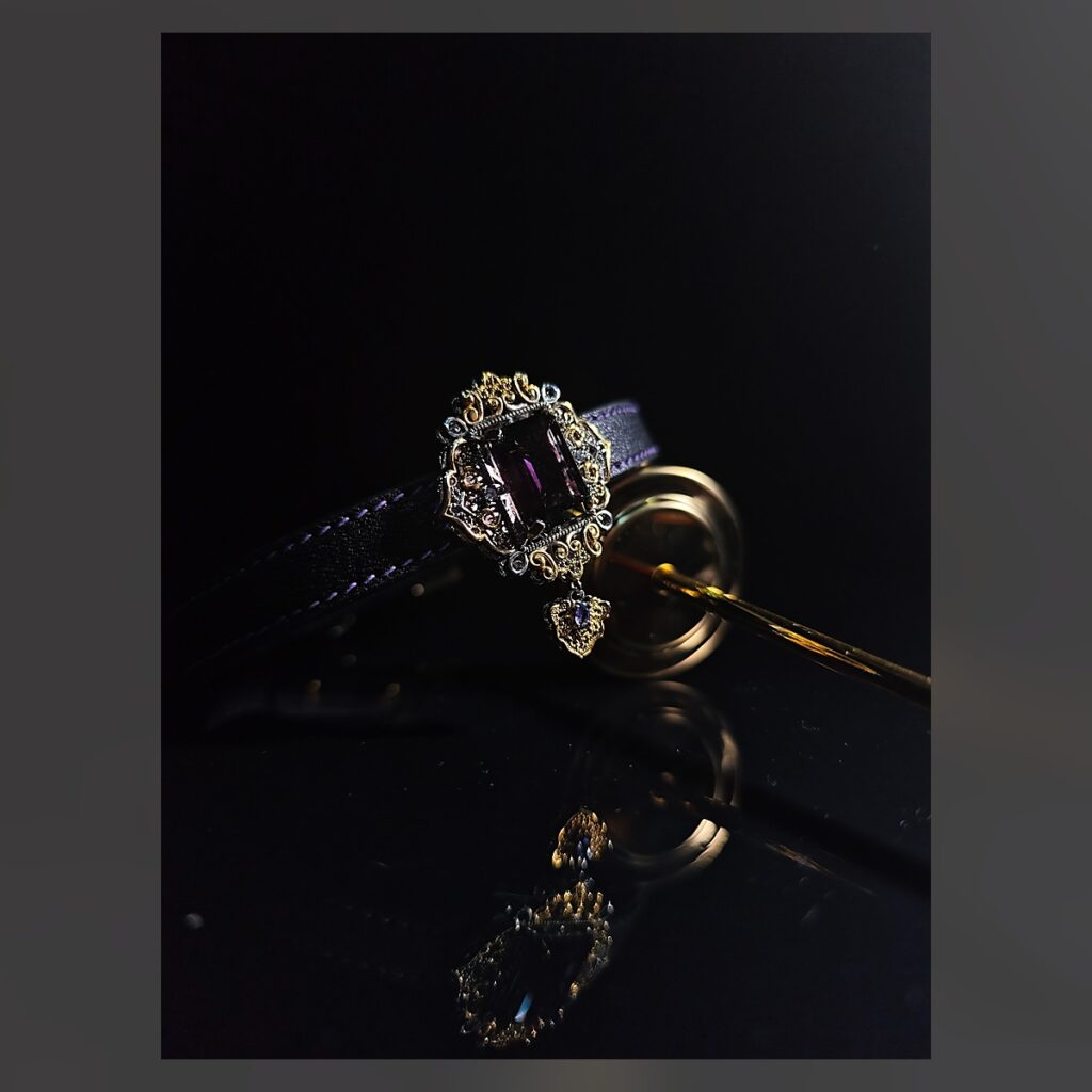 Product photograph of Magic Mirror Collar