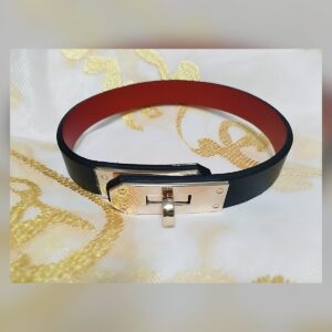 Ivory Buckle Collar