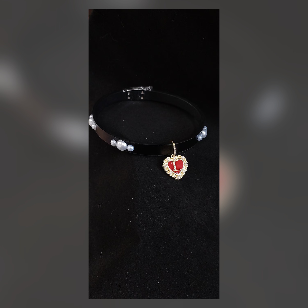 Heart Pearl Choker