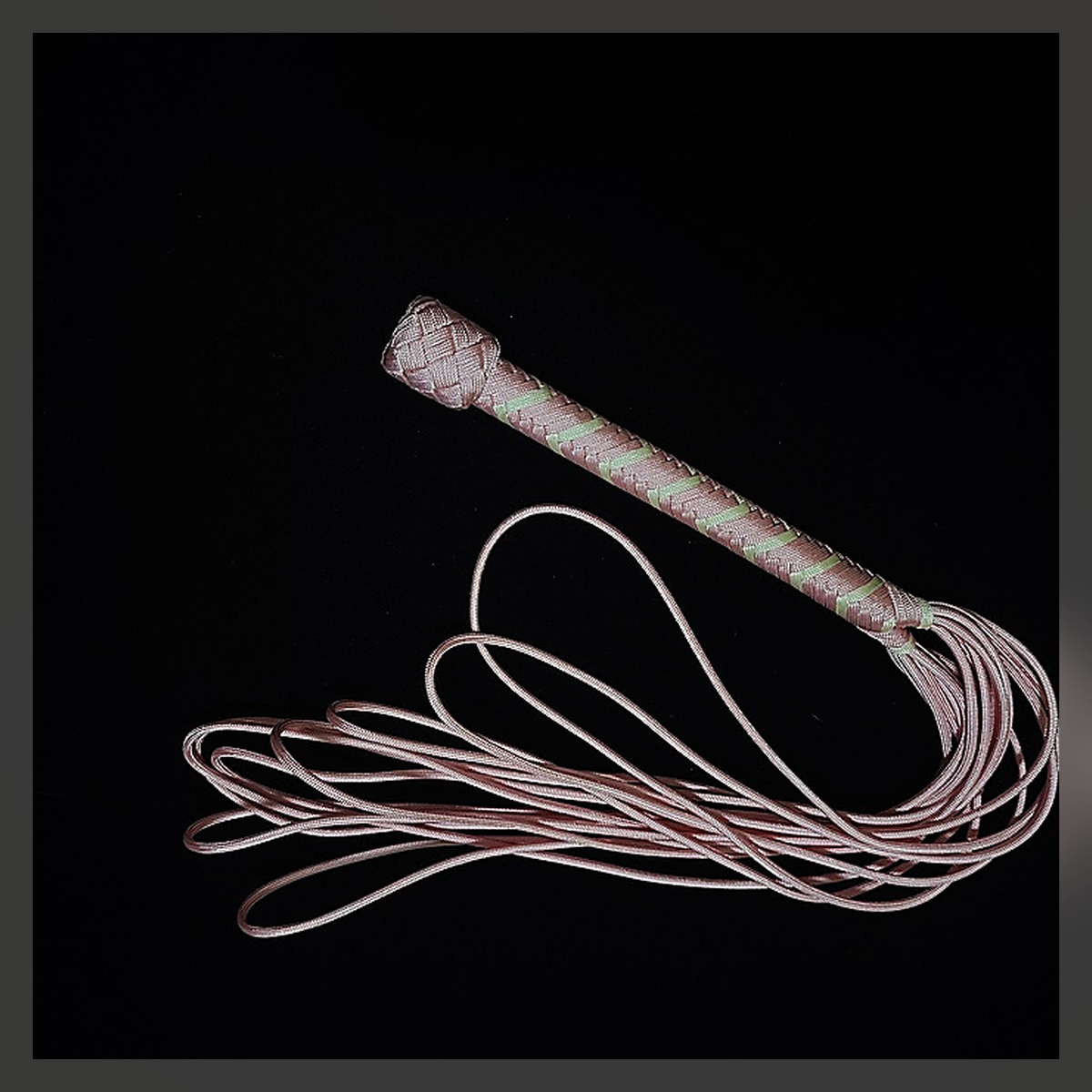 Paracord Flogger - Image 4