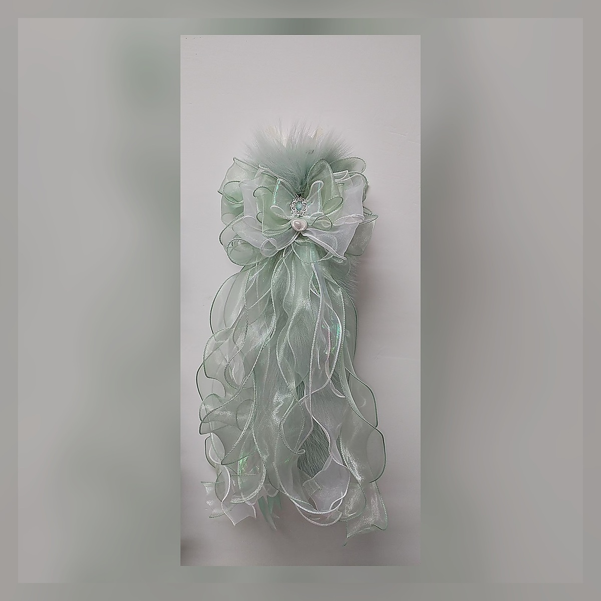 Champagne Star Ribbon Tail Set - Image 2