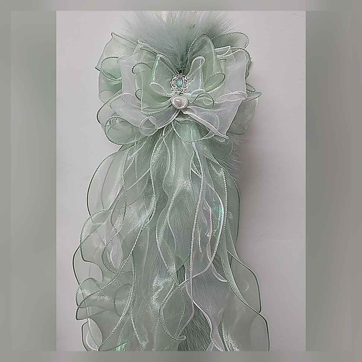 Champagne Star Ribbon Tail Set - Image 4