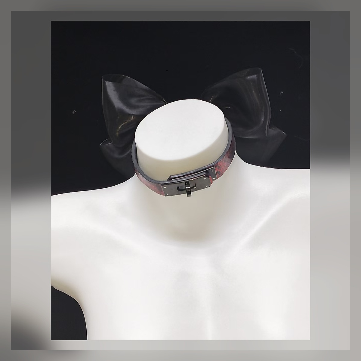 Noir Bow Collar - Image 2