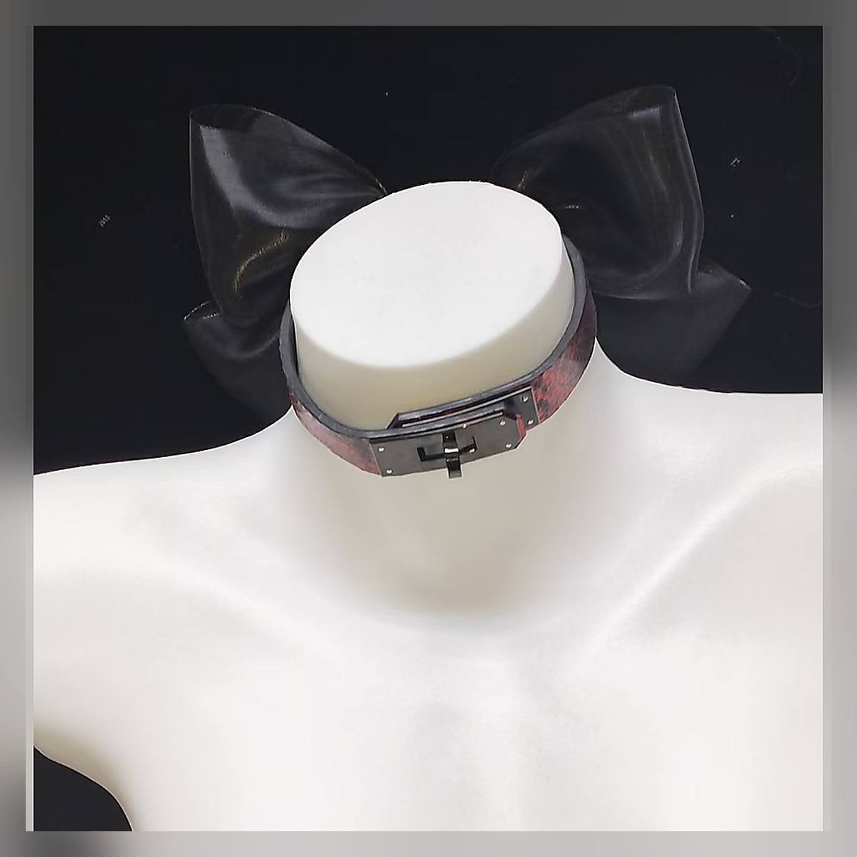 Noir Bow Collar - Image 3