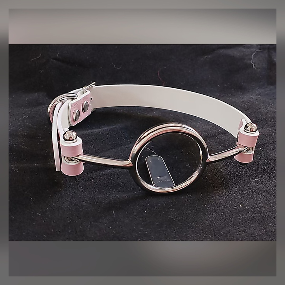 Noir Ring Gag - Image 4