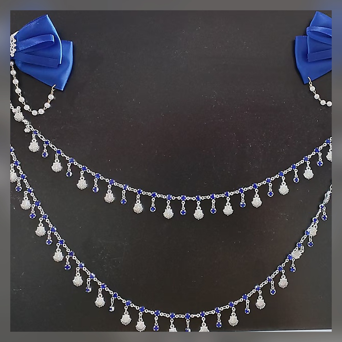 Royal Blue Chain Bow Clip - Image 4