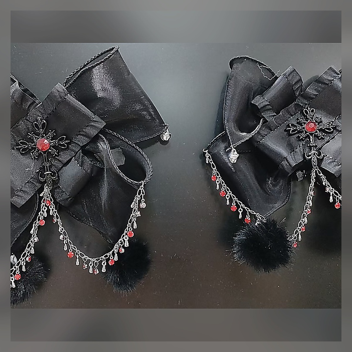 Noir Ribbon Clip Set - Image 4