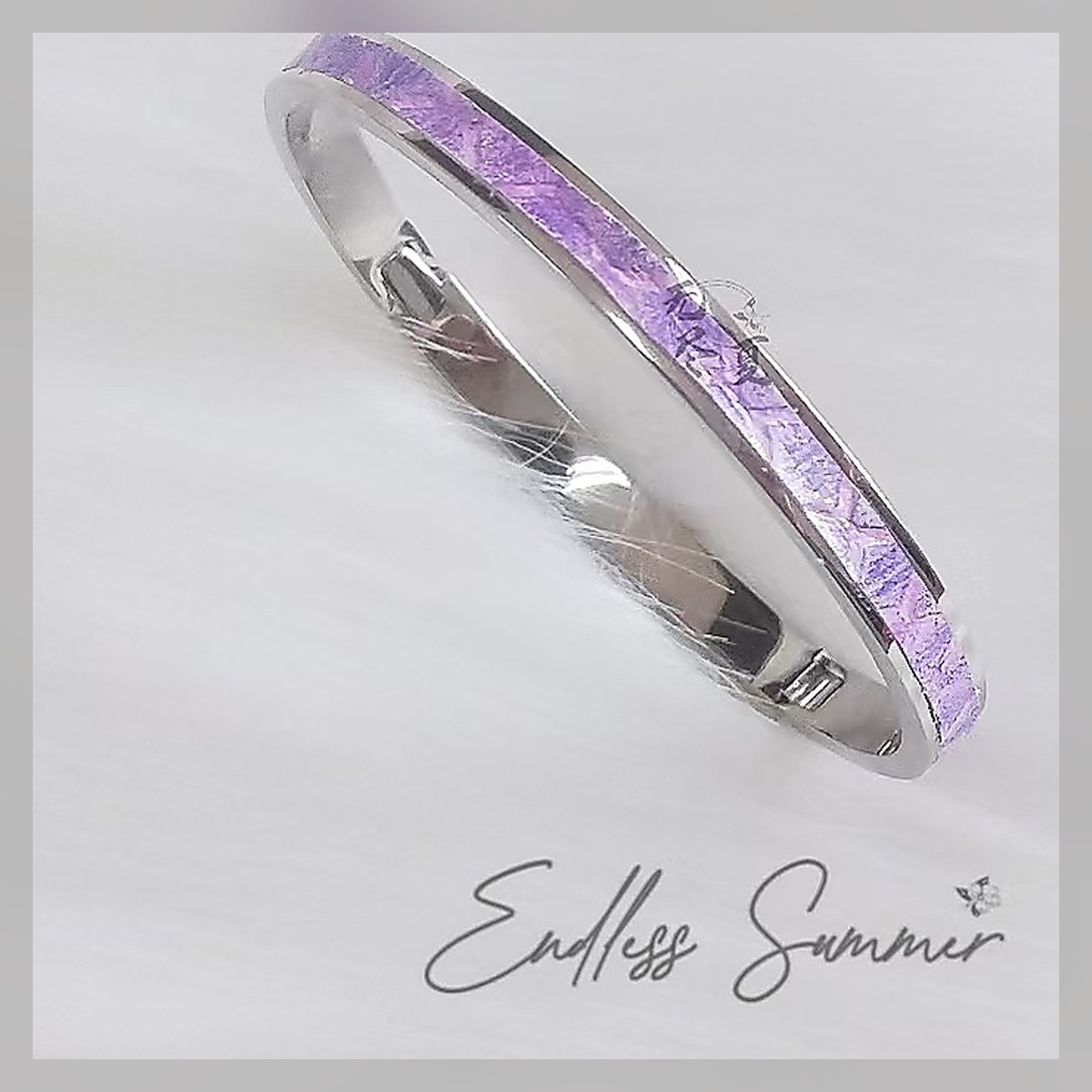 Lilac Resin Bracelet - Image 4